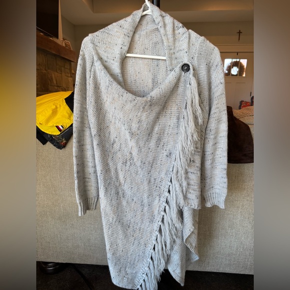 🛍️ Thread Coat size Small 💯 - Picture 3 of 3